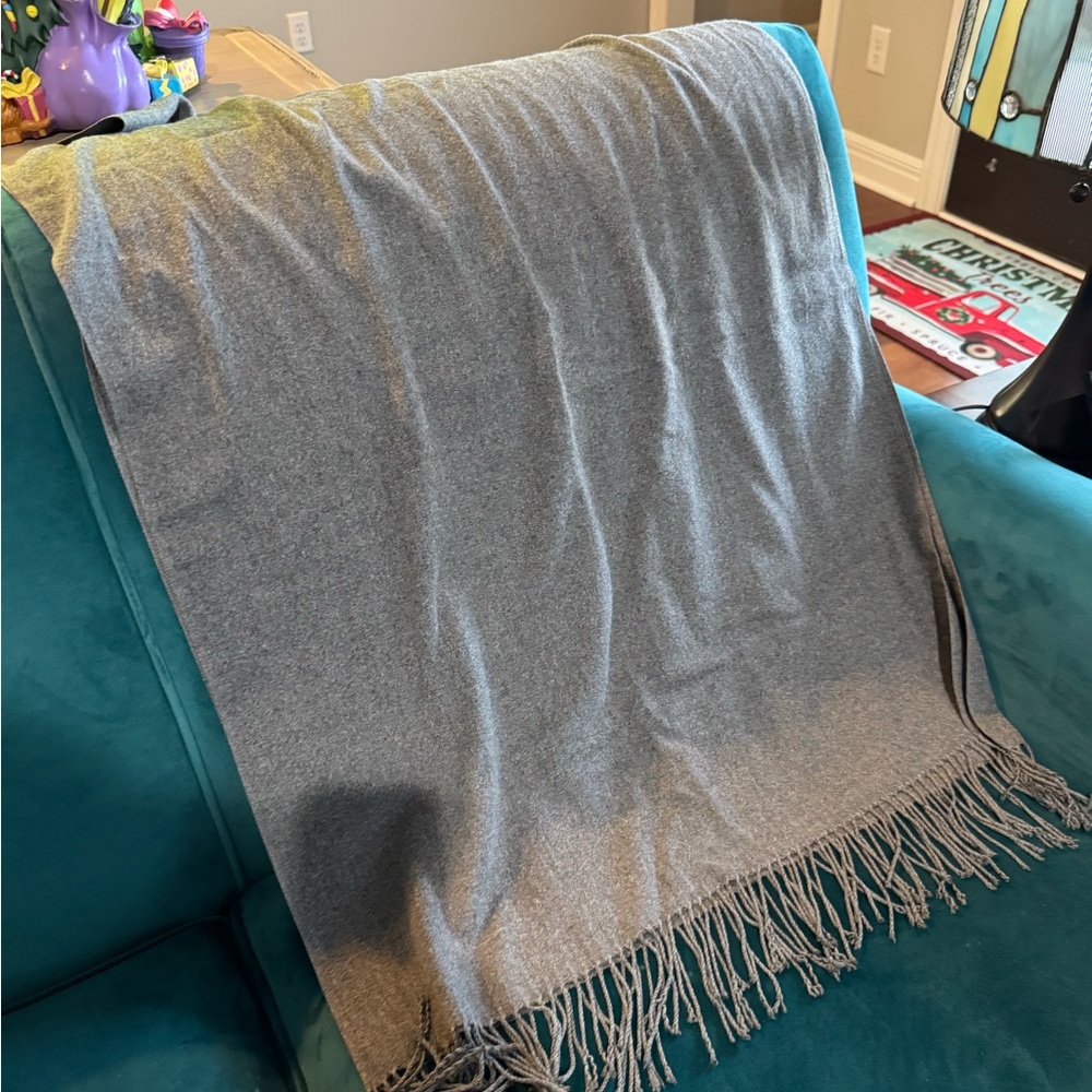 Gray scarf